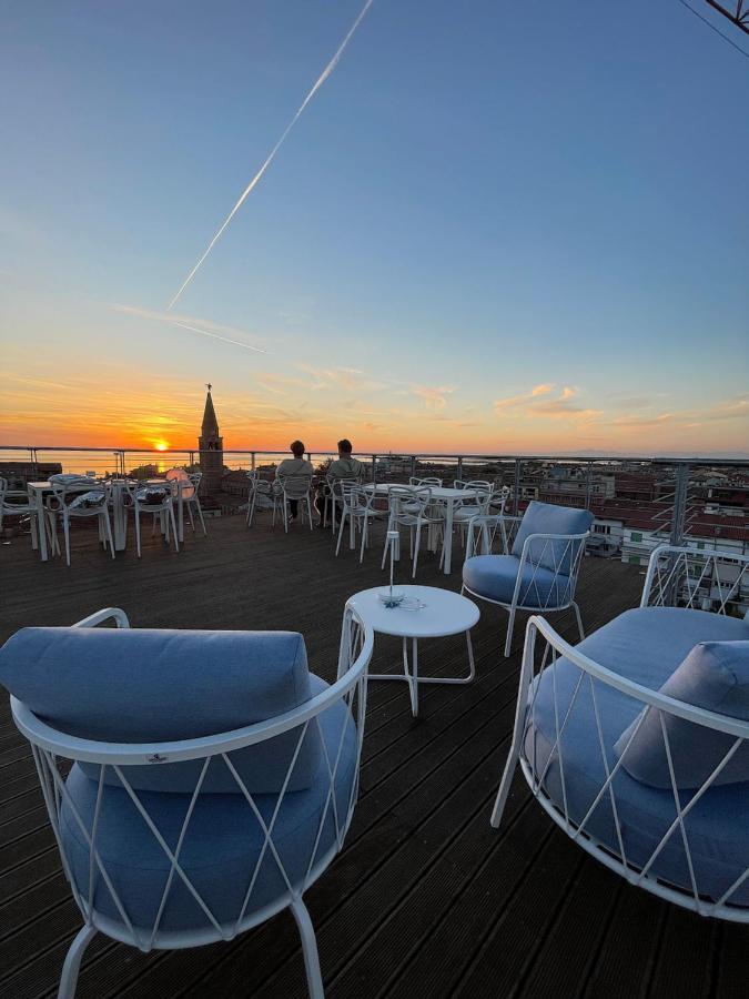 Hotel Regina Градо Екстериор снимка