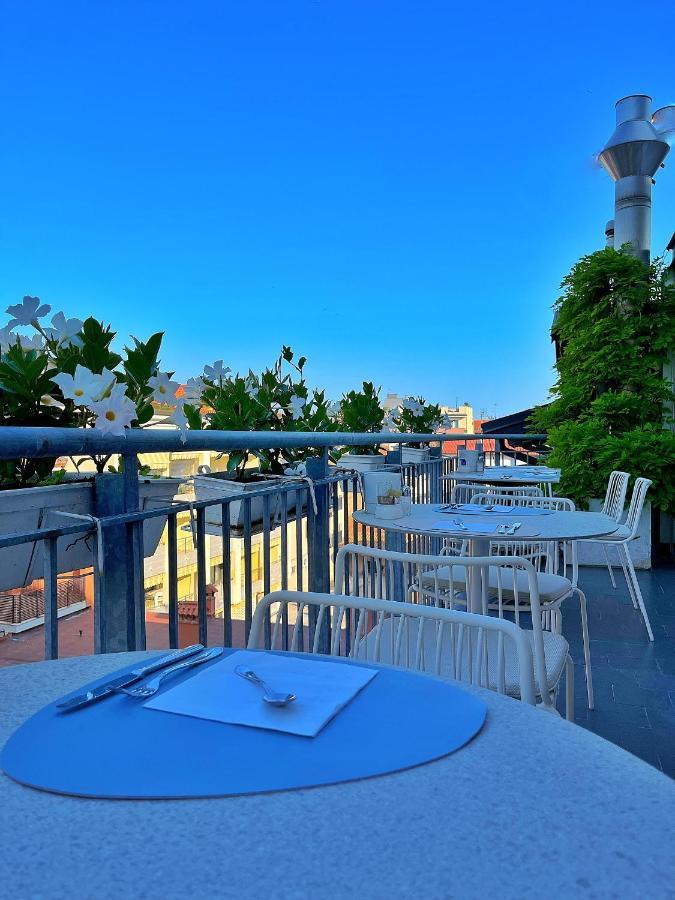 Hotel Regina Градо Екстериор снимка