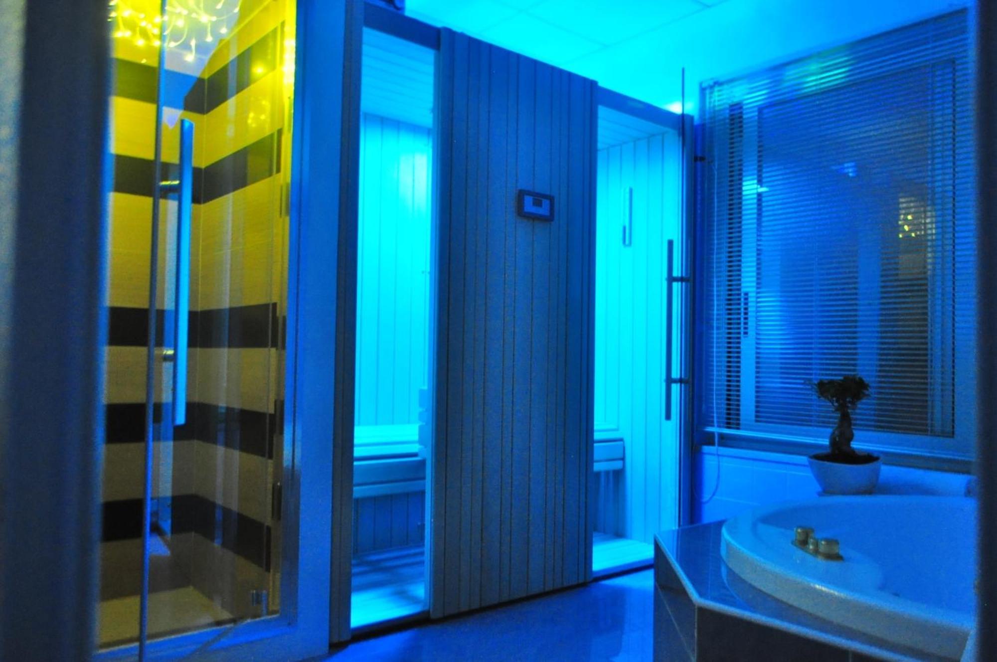 Hotel Regina Градо Екстериор снимка