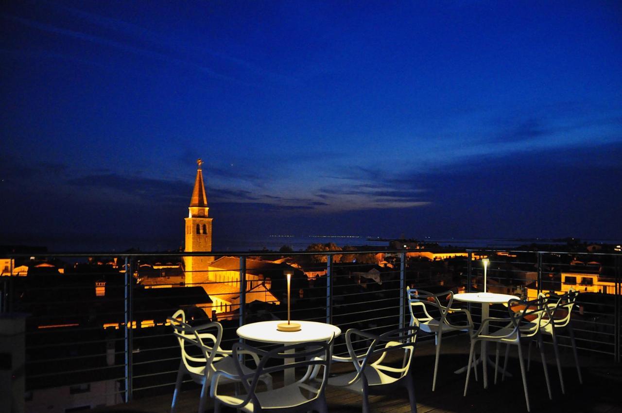 Hotel Regina Градо Екстериор снимка